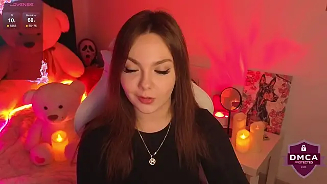 Snapshot of ApheliaDream_ chatting on 20, 10, 2025 ApheliaDream online show from 20, 10, 2025