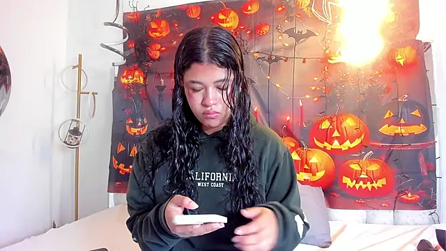 Ivy nt online show from 1, 11, 2025