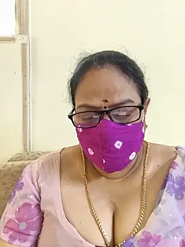 Snapshot of heera-rani chatting on 22, 6, 2026 heera-rani online show from 22, 6, 2026