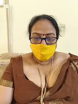 Snapshot of heera-rani chatting on 5, 7, 2026 heera-rani online show from 5, 7, 2026