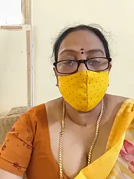 Snapshot of heera-rani chatting on 20, 6, 2026 heera-rani online show from 20, 6, 2026