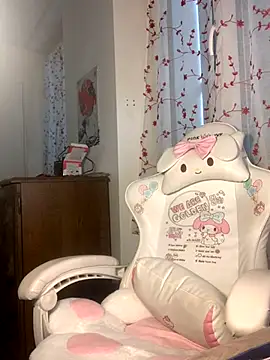 boakiss07 online show from 8, 9, 2025