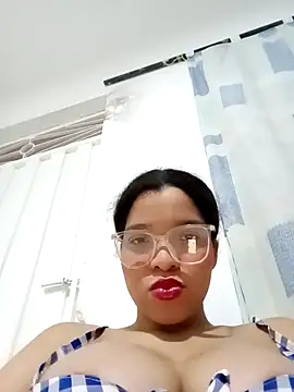 VictoriDior online show from 18, 9, 2025