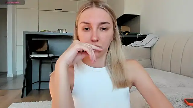 Sunny Rina  online show from 21, 5, 2026