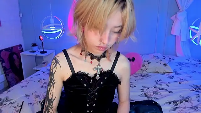 Hannahpage online show from 11, 10, 2025