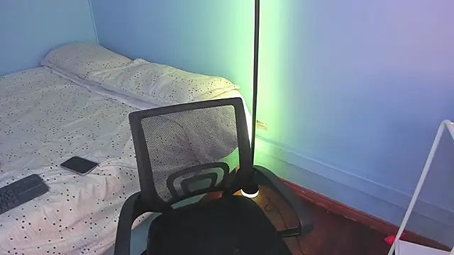 Hannahpage online show from 11, 3, 2026