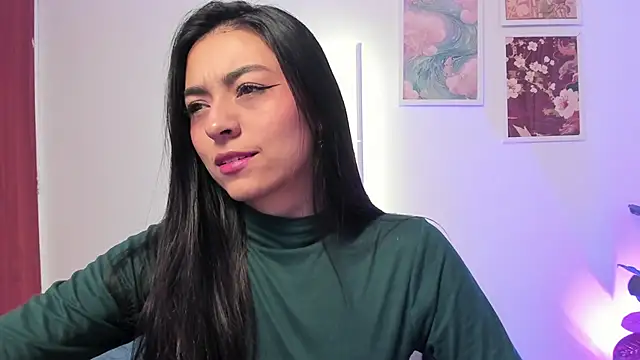 canelleGarces online show from 4, 12, 2025