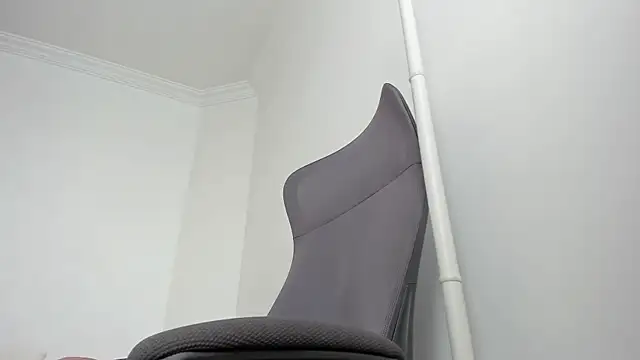 Snapshot of canelleGarces chatting on 8, 7, 2026 canelleGarces online show from 8, 7, 2026