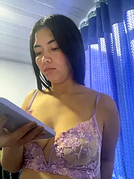 Snapshot of Tamygh_ chatting on 6, 11, 2025 Tamygh online show from 6, 11, 2025