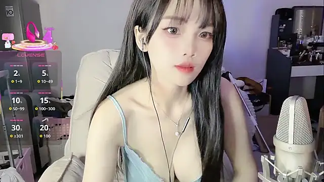 twlilybae online show from 21, 2, 2026