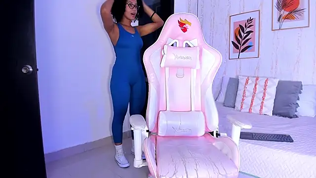 Ayleen Dunkan online show from 30, 10, 2025