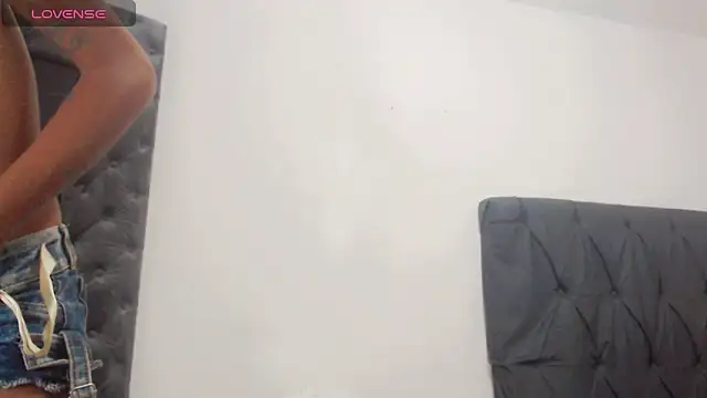 deborahotts online show from 5, 12, 2025