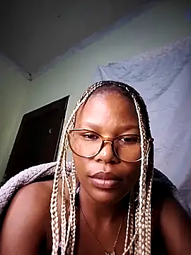 Seductive Yellow Titties online show from 9, 2, 2026