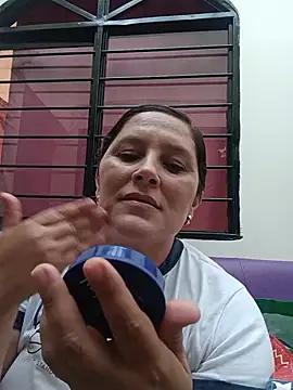 KikaDuque online show from 14, 5, 2026