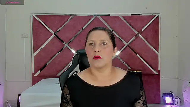 KikaDuque online show from 30, 9, 2025