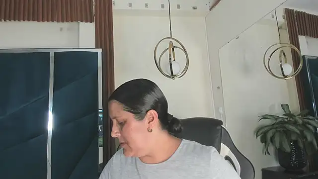 KikaDuque online show from 11, 7, 2026