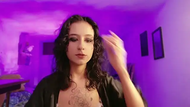 Snapshot of atenea_dragon__ chatting on 19, 12, 2025 atenea dragon online show from 19, 12, 2025