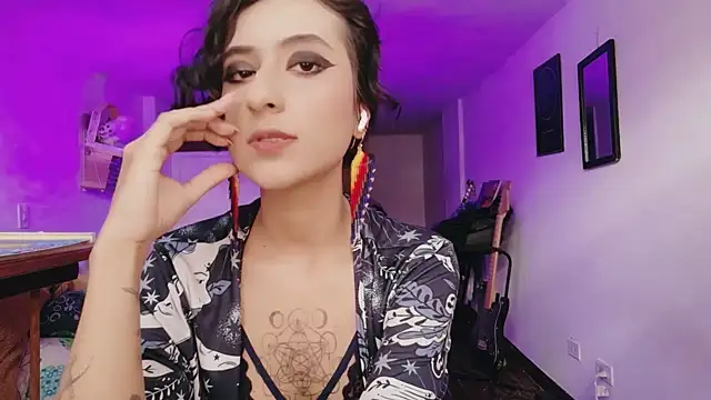 Snapshot of atenea_dragon__ chatting on 22, 12, 2025 atenea dragon online show from 22, 12, 2025