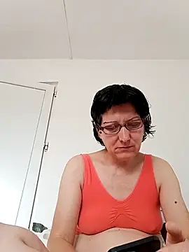 Vera Elle online show from 26, 11, 2025