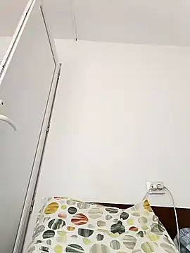 Vera Elle online show from 13, 10, 2025