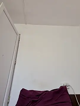 Vera Elle online show from 15, 4, 2026