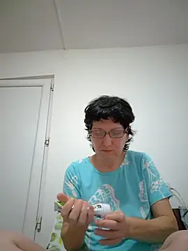 Snapshot of Vera_Elle chatting on 14, 12, 2025 Vera Elle online show from 14, 12, 2025