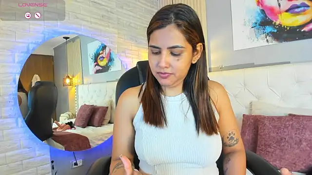 scarletbaker  online show from 14, 3, 2026