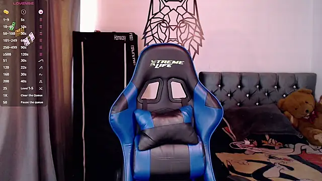 Sweet-Cris online show from 10, 9, 2025