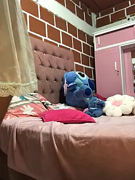 Rachellcooperrr online show from 24, 3, 2026