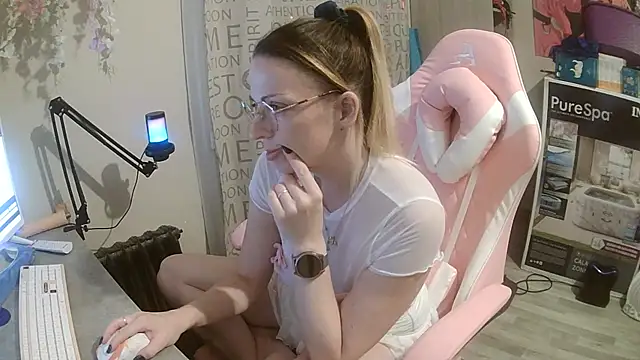 rubystrip online show from 25, 9, 2025