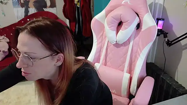 Snapshot of rubystrip chatting on 19, 12, 2025 rubystrip online show from 19, 12, 2025