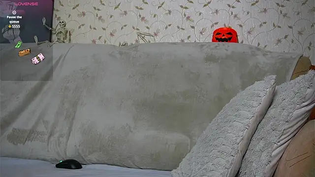 Snapshot of johnstoneisland chatting on 23, 10, 2025 johnstoneisland online show from 23, 10, 2025