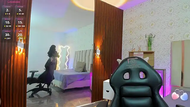 BLUE TAY1 online show from 25, 9, 2025