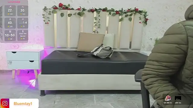 Snapshot of BLUE_TAY1 chatting on 21, 2, 2026 BLUE TAY1 online show from 21, 2, 2026