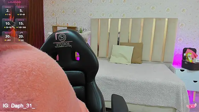 BLUE TAY1 online show from 29, 9, 2025