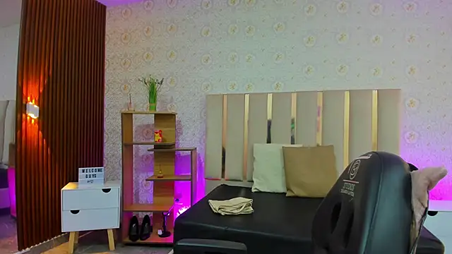 BLUE TAY1 online show from 3, 10, 2025