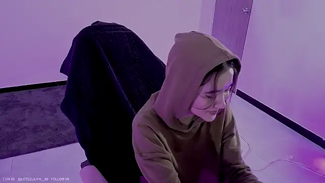 LilithCary online show from 7, 1, 2026