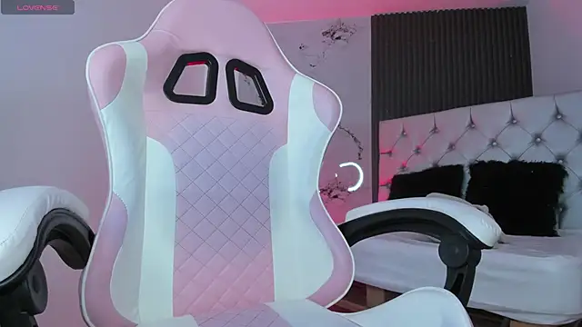 chloesagee online show from 22, 10, 2025