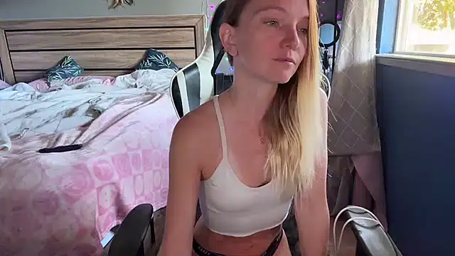 ajmiller25 online show from 18, 4, 2026