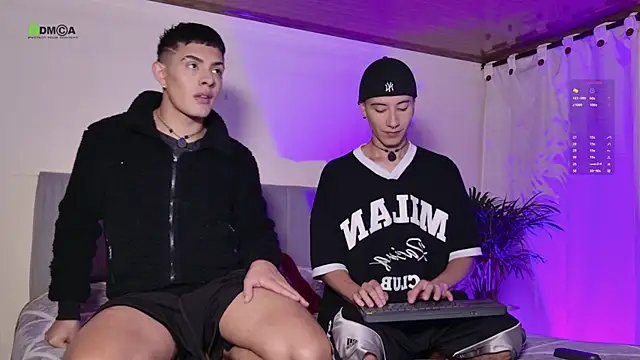 Snapshot of tivendann chatting on 25, 11, 2025 tivendann online show from 25, 11, 2025