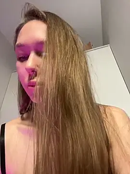 Molly Kisss online show from 1, 6, 2026