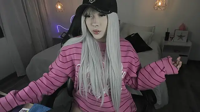 Snapshot of Noahcryptic chatting on 17, 2, 2026 Noahcryptic online show from 17, 2, 2026