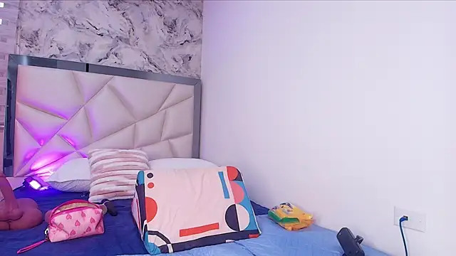 carol juicyy online show from 23, 11, 2025