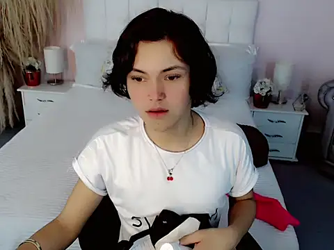 nathalialoes1 online show from 4, 11, 2025