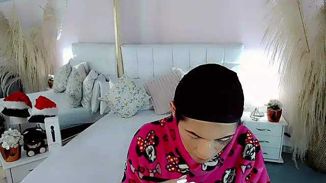 nathalialoes1 online show from 15, 12, 2025