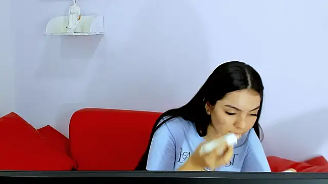 milk candy18 online show from 12, 11, 2025