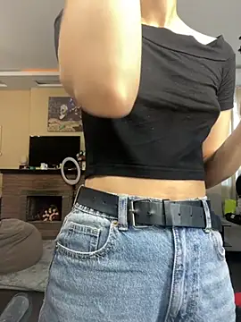 Miranda Kerry online show from 8, 11, 2025