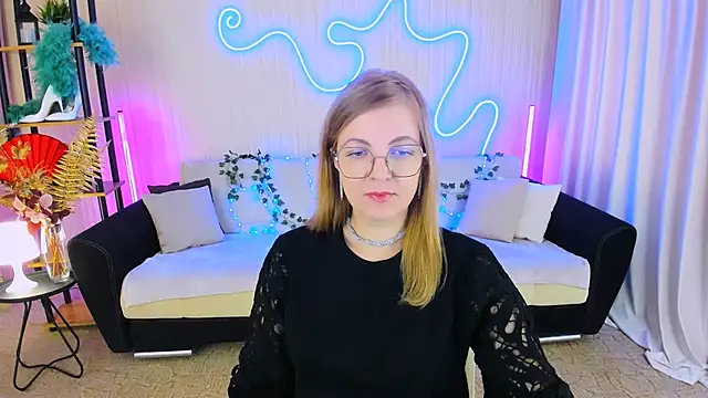 YourUniverser online show from 19, 9, 2025