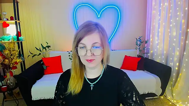 YourUniverser online show from 5, 4, 2026