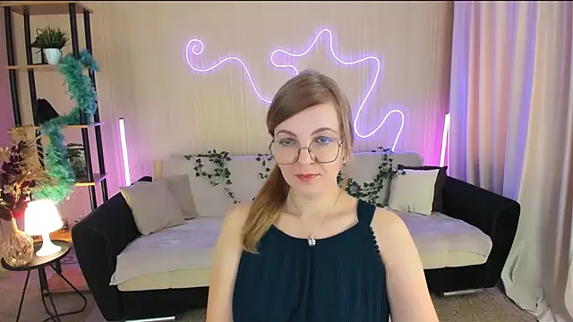 YourUniverser online show from 10, 11, 2025